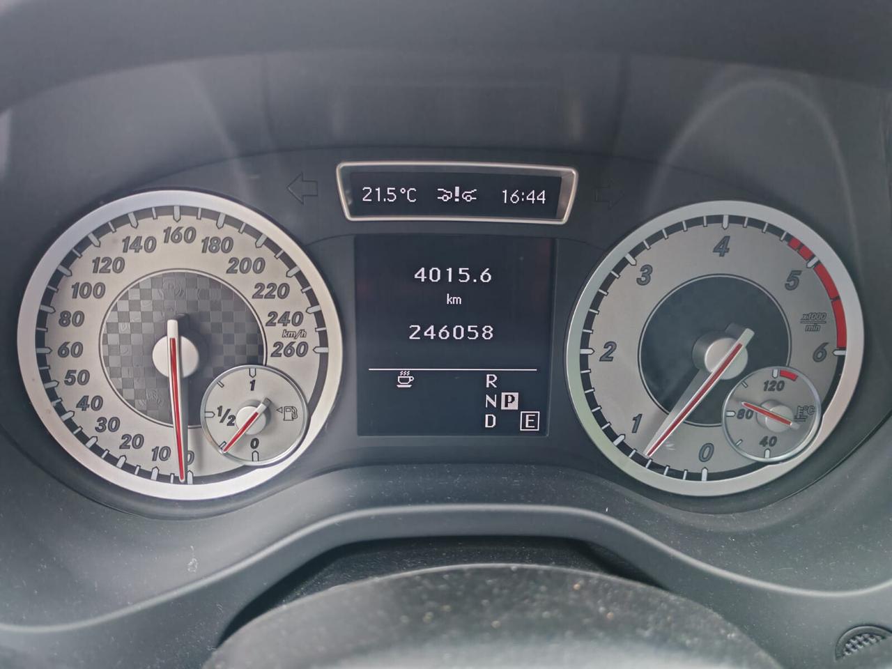 Mercedes-benz A 180 CDI BlueEFFICIENCY Automatic Sport