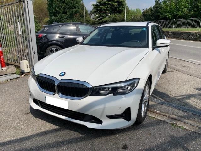 BMW Serie 3(G20/1-80/1) 318d 48V Touring Busine...
