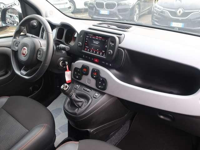 Fiat Panda Panda 1.0 firefly hybrid Garmin s&s Cross