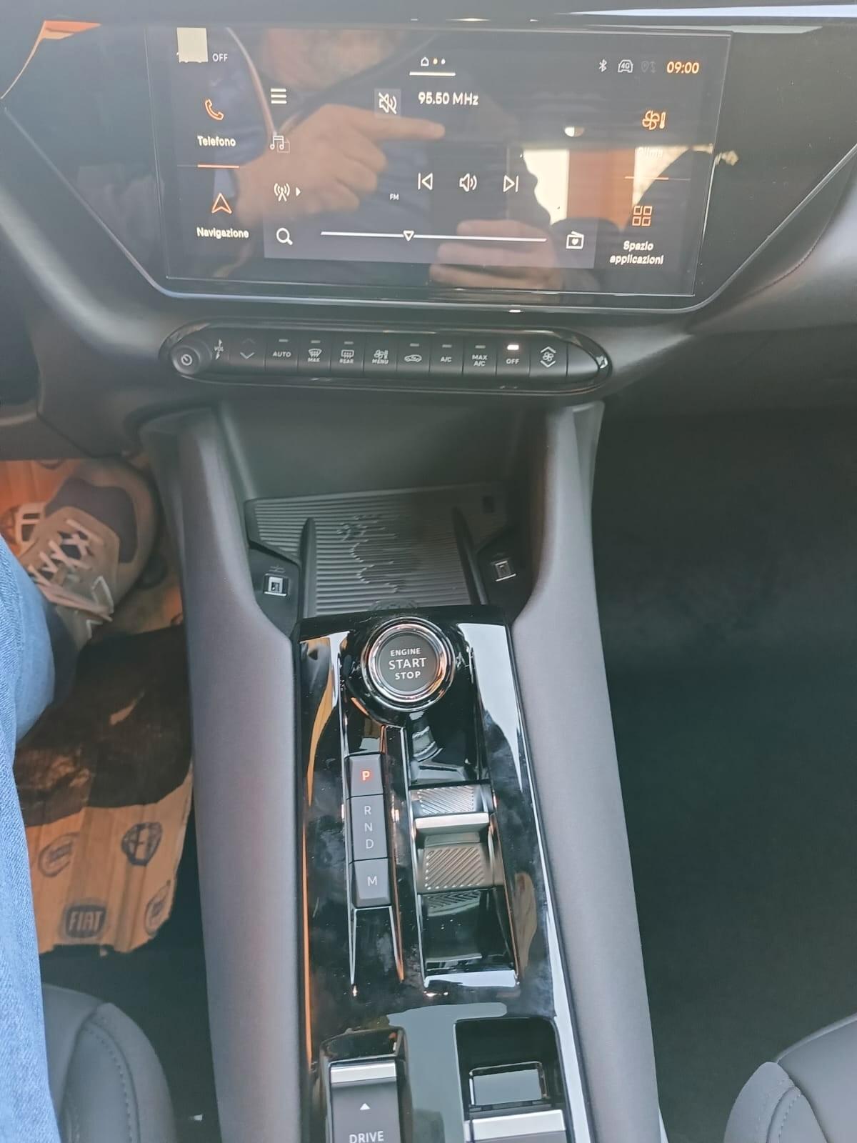 Alfa Romeo Junior 1.2 136 CV Hybrid eDCT6 Speciale