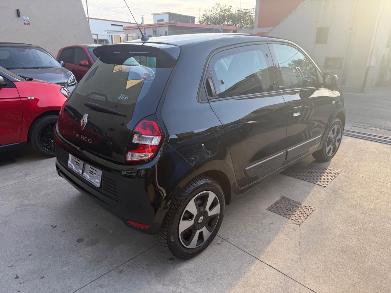 Renault Twingo SCe EDC INTENS 70cv