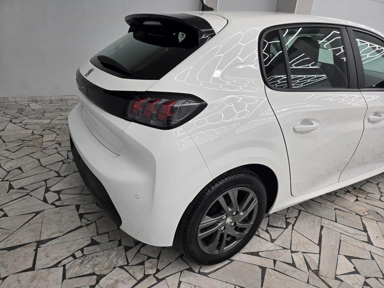 Peugeot 208 PureTech 75 Stop&Start 5 porte Like