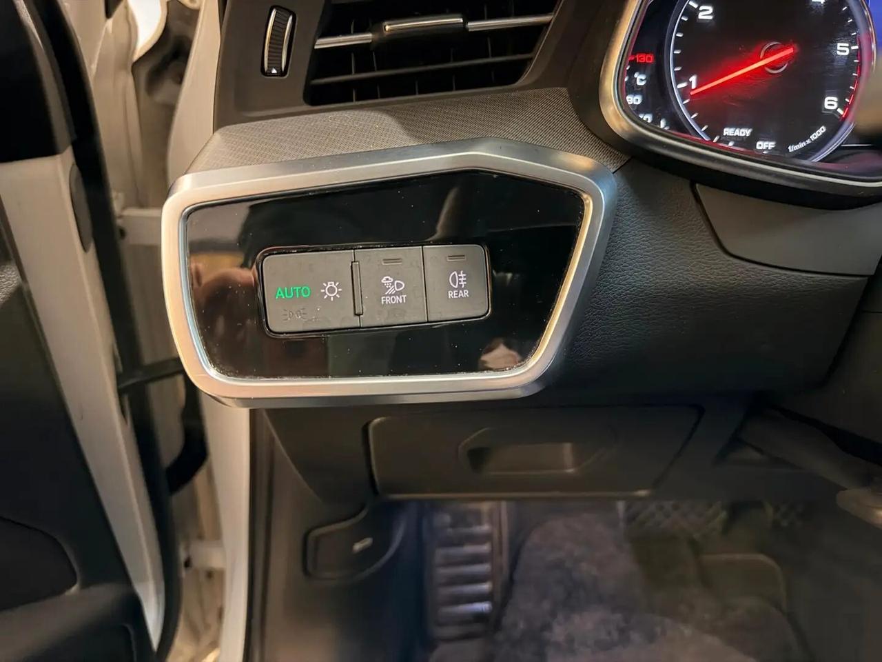 Audi A6 Avant 40 2.0 TDI S tronic Business Plus