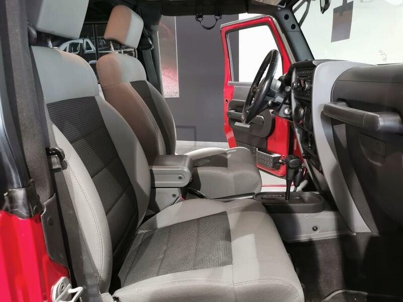 Jeep Wrangler Wrangler 2.8 CRD DPF Sport Auto