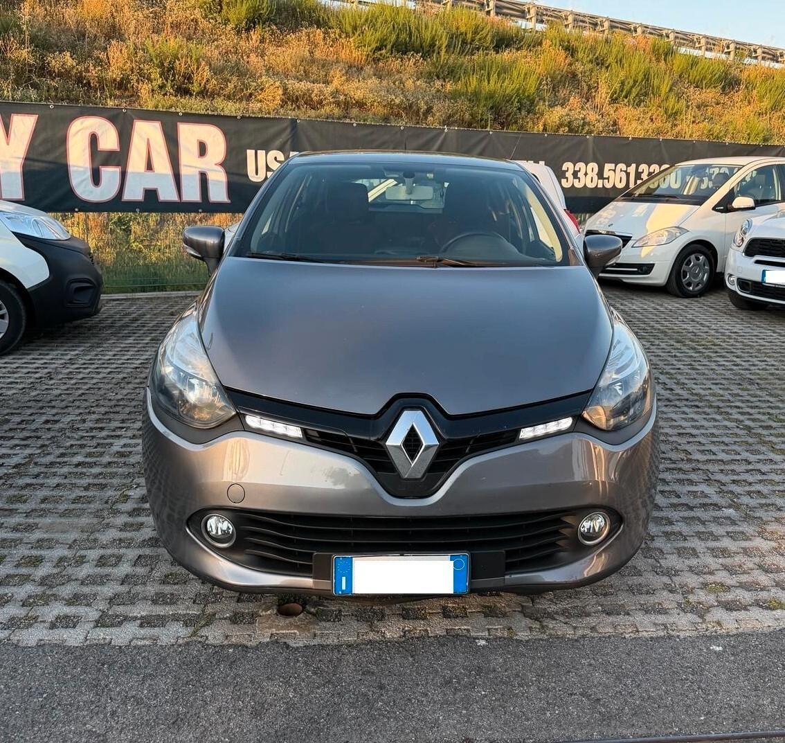 Renault Clio 1.2 75CV 5 porte Live-2014