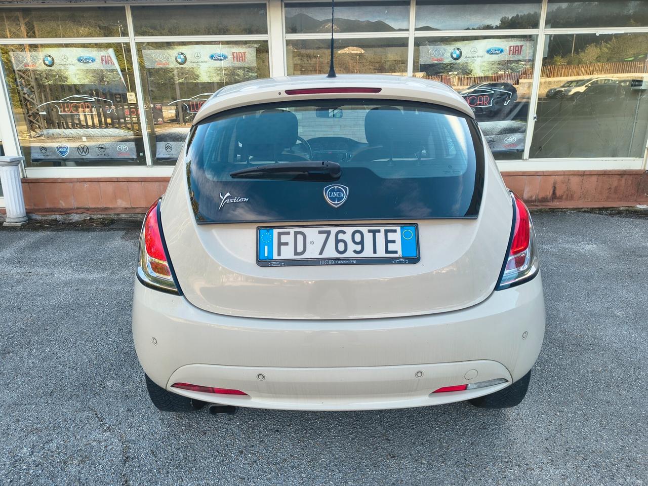 LANCIA YPSILON 1.2 69 CV 5 PORTE PLATINUM