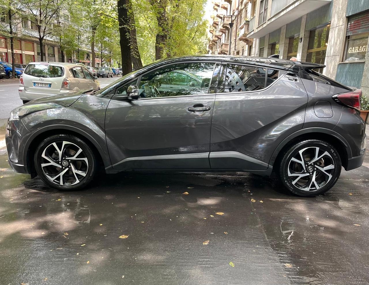 Toyota C-HR 1.8 Hybrid E-CVT Active