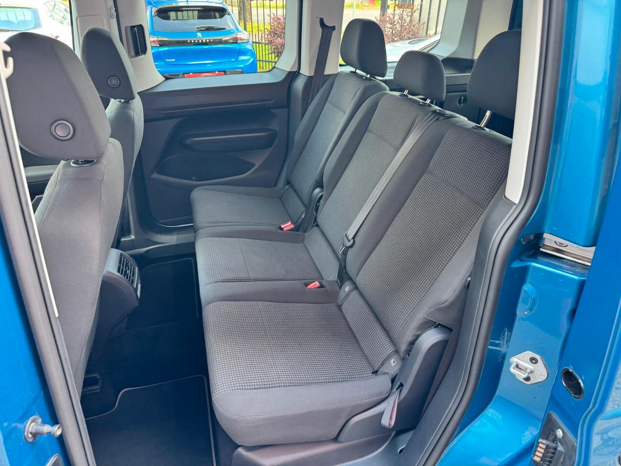 Volkswagen Caddy 2.0 TDI 122 CV Life n1 5 posti
