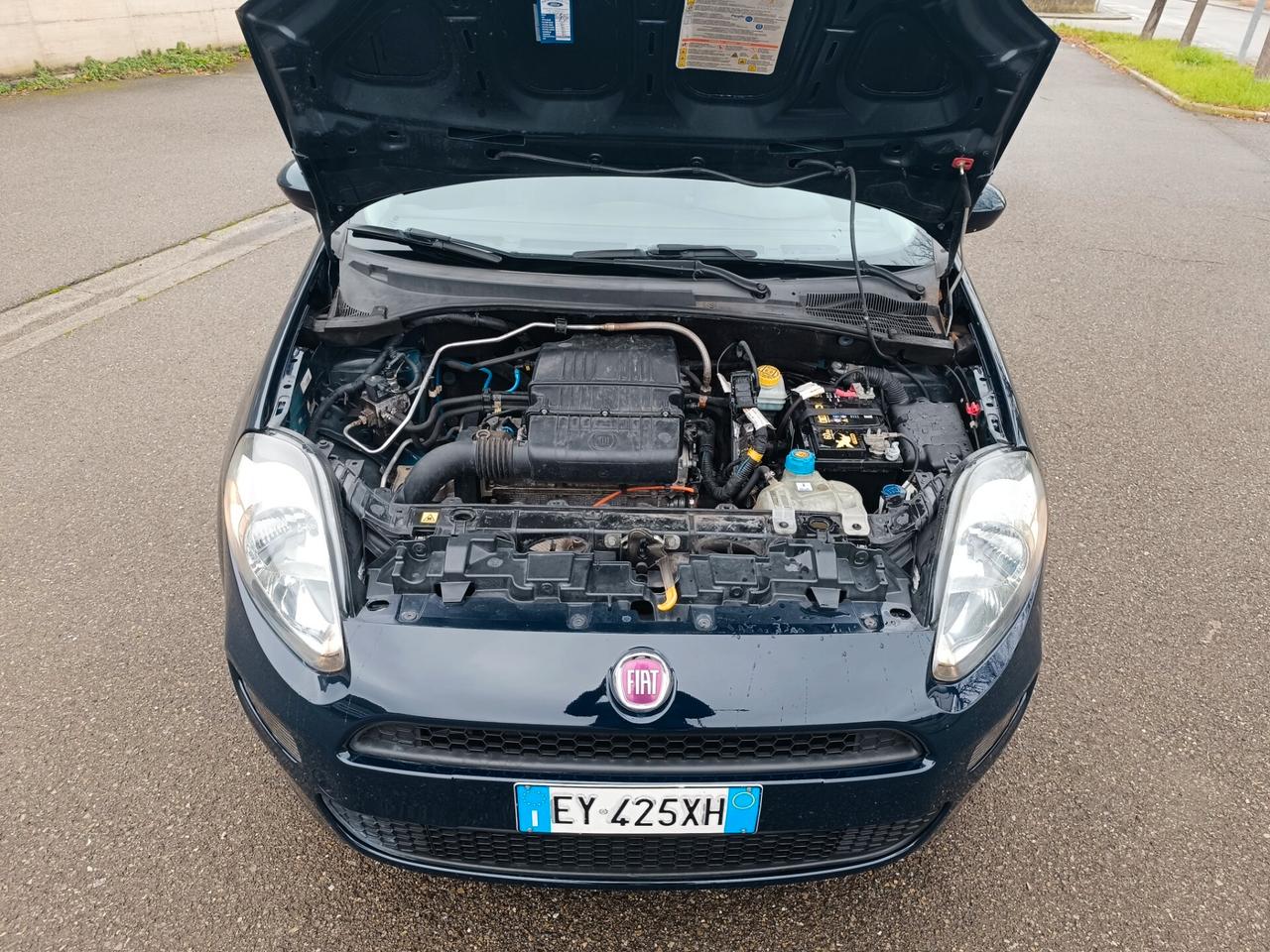 Fiat Punto 1.4 natural Power 2015 SOLO 134.000 KM