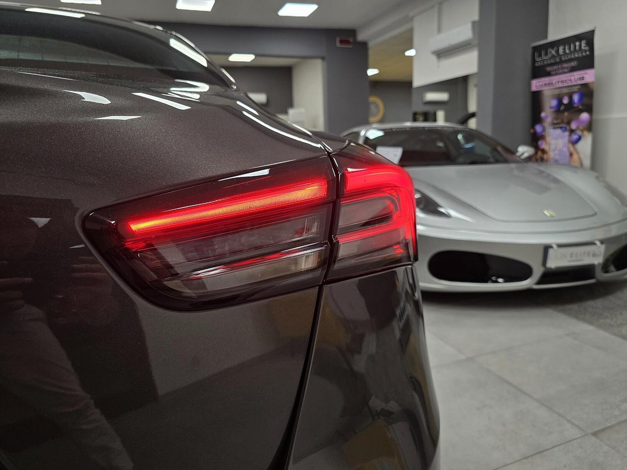 MASERATI GHIBLI GRANSPORT SOFT CLOSE_FULL LED_TETTO_PALETTE F1!!