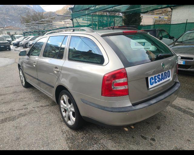 SKODA Octavia Wagon 2.0 tdi Ambiente