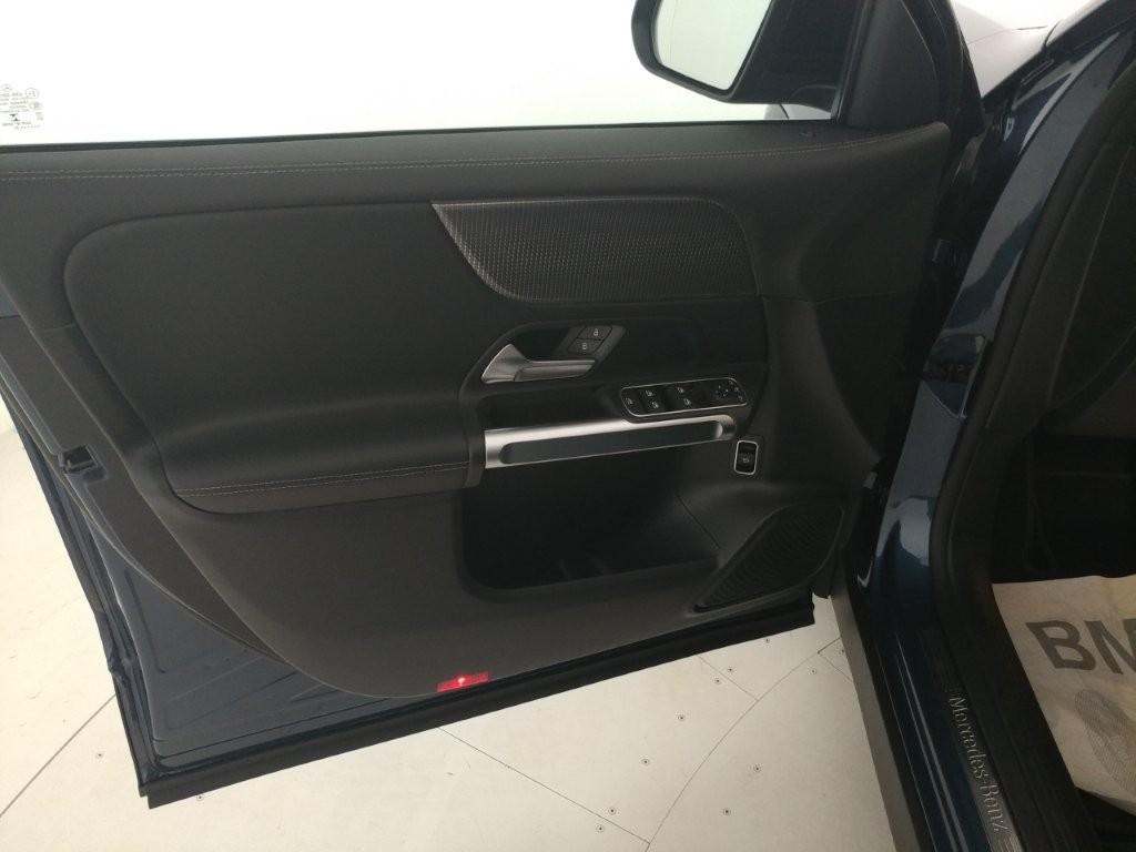 Mercedes GLB 200 Sport Plus 7G-DCT