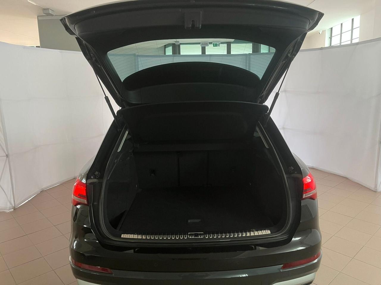 Audi Q3 35 TDI S tronic Business Advanced