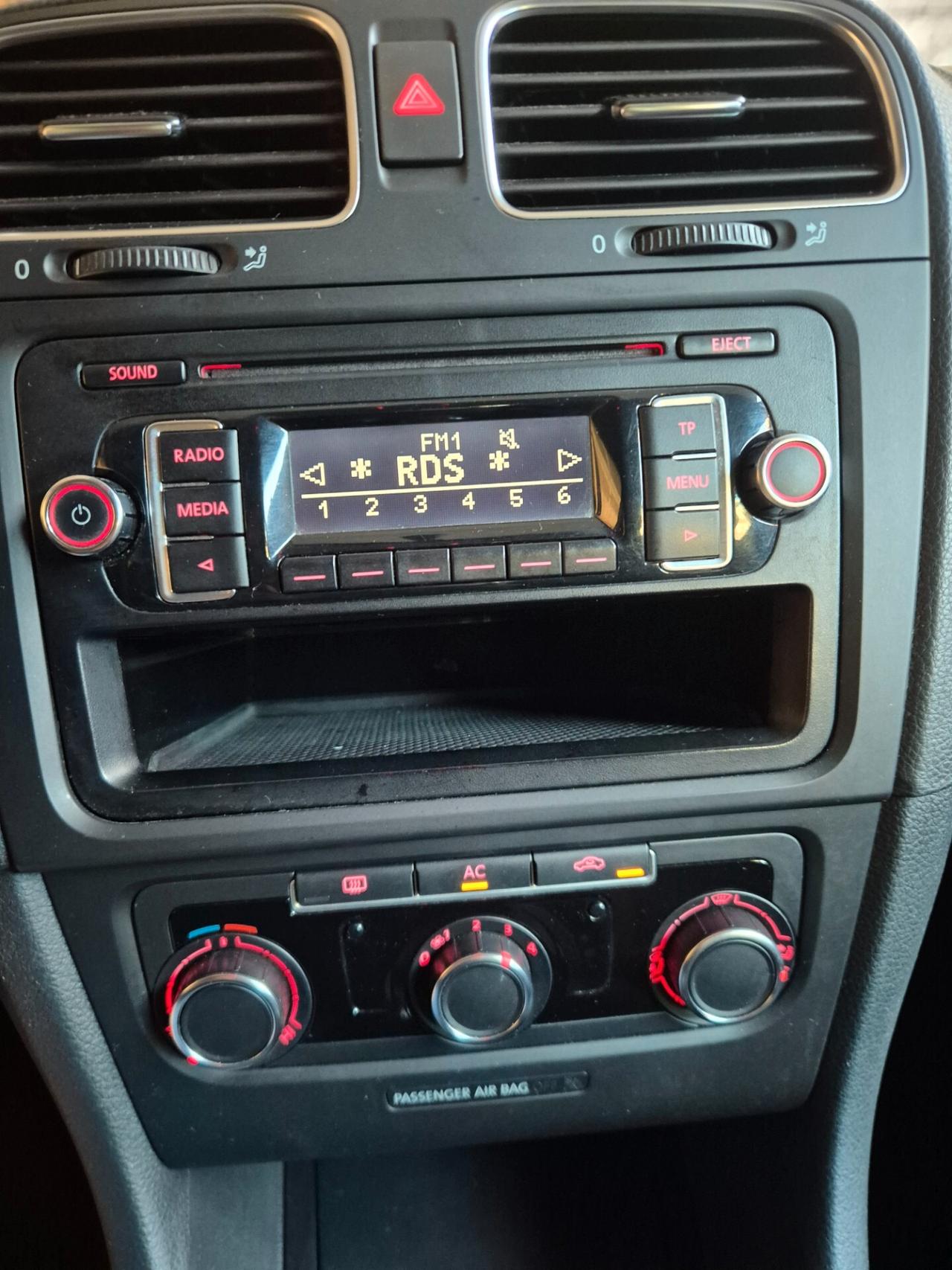 Volkswagen Golf 1.2 TSI 6 MARCE E5 NEO PATENTATI