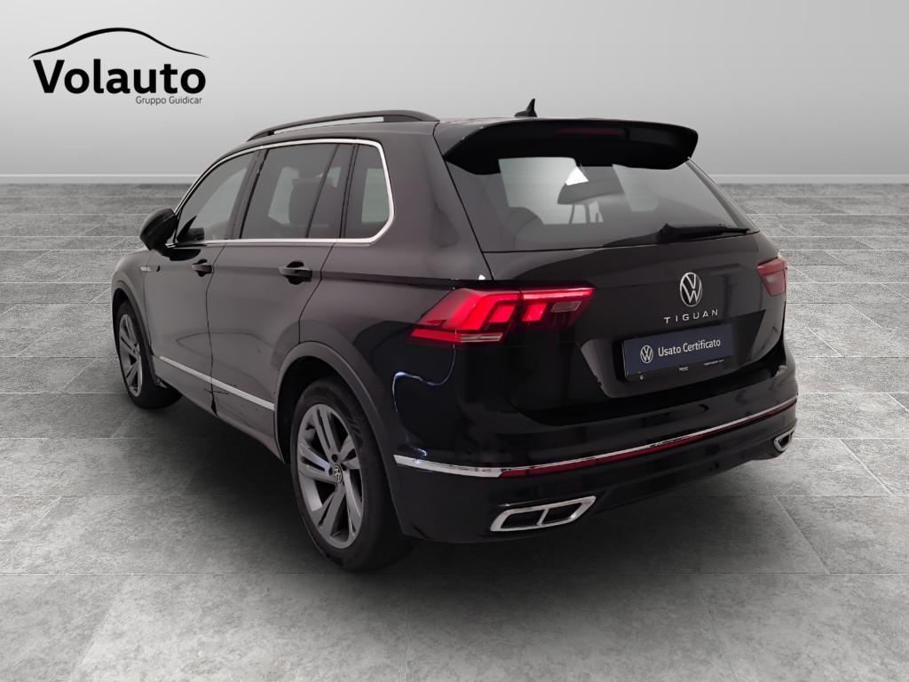 VOLKSWAGEN Tiguan II 2021 - Tiguan 2.0 tdi R-Line 150cv dsg