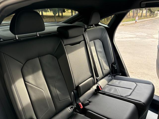 AUDI Q3 SPB SPORTBACK 40TDI S tronic S line Identity Black