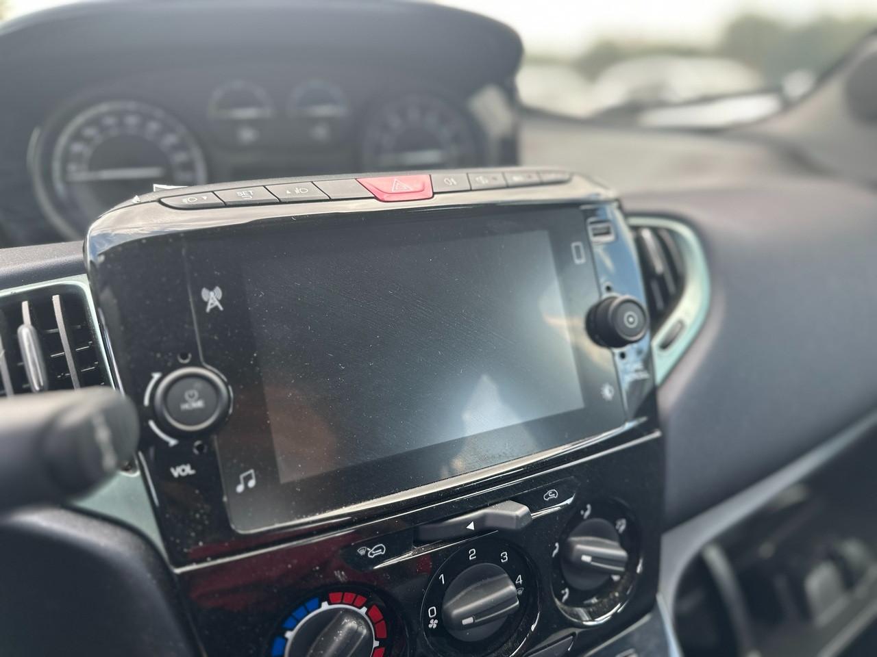 LANCIA Ypsilon III 2021 - Ypsilon 1.0 firefly hybrid Platino s&s 70cv