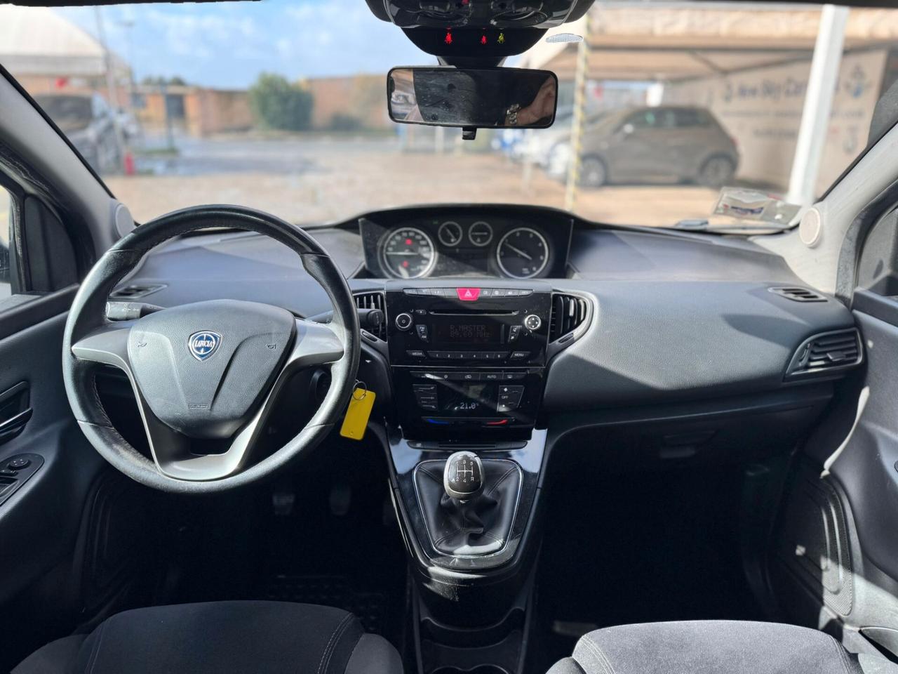 Lancia Ypsilon 1.3 MJT 16V 95 CV 5p. S&S Platinum