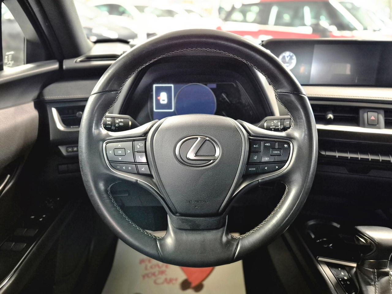 Lexus UX Hybrid Business