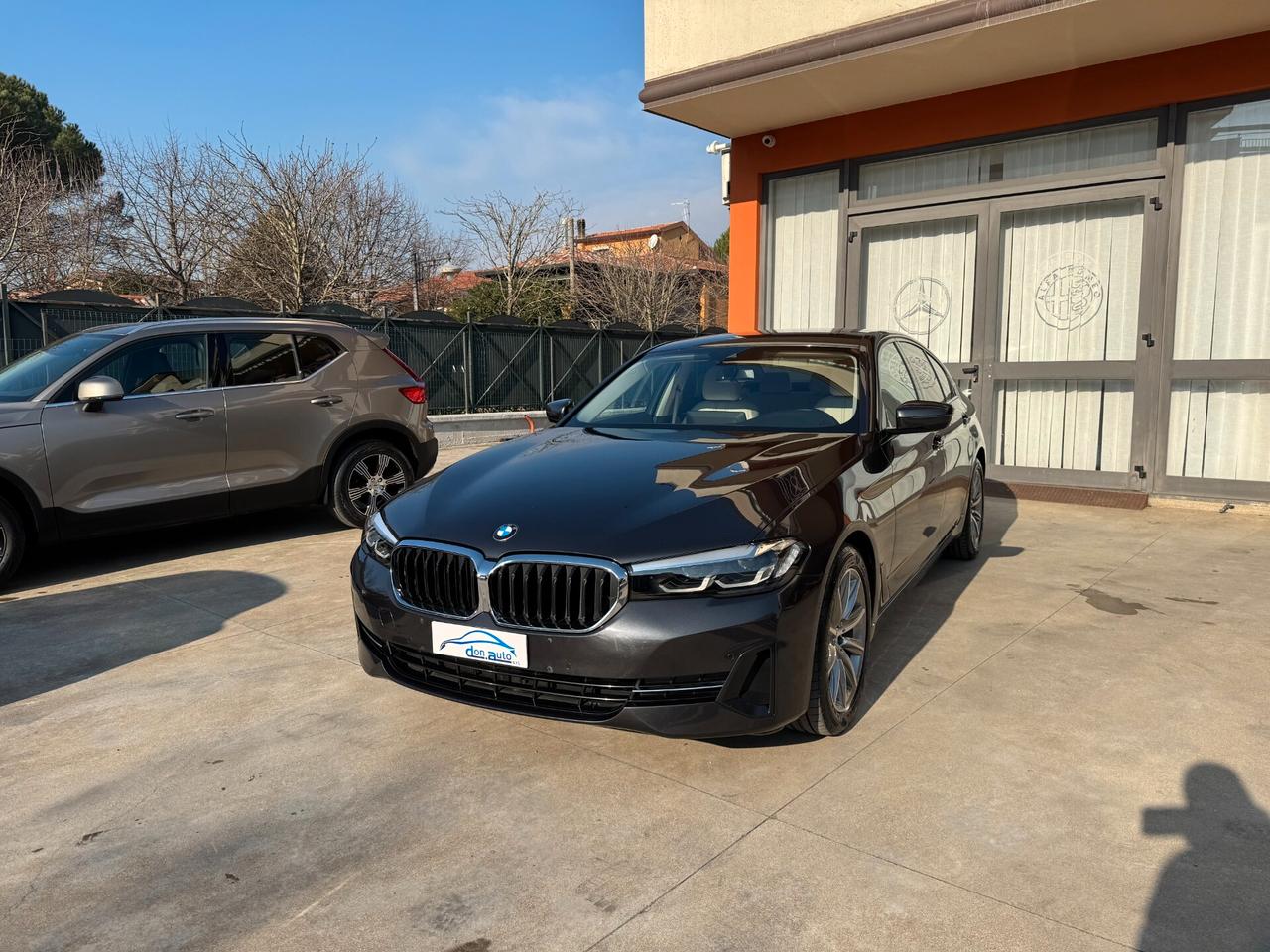 BMW 518 MHE LUXURY BERLINA