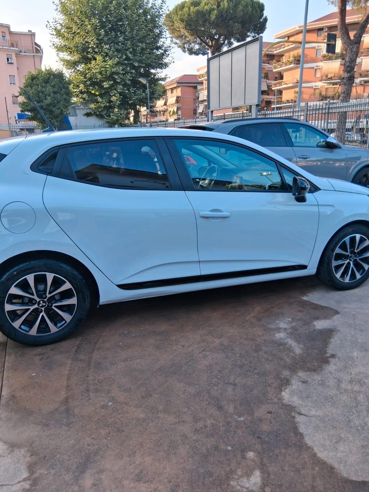 Mitsubishi Colt 1.0L turbo 90 CV Invite