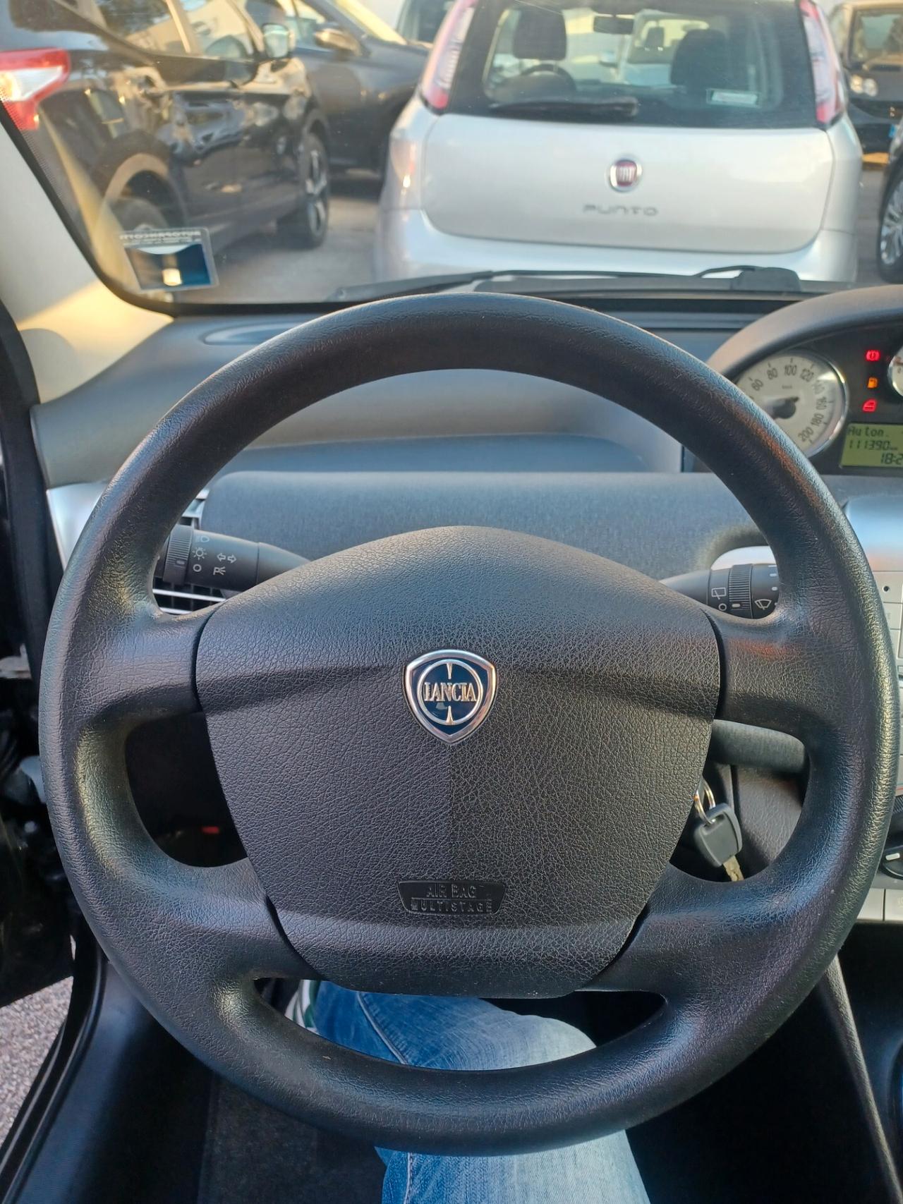 Lancia Ypsilon 1.2 BENZINA UNICO PROPRIETARIO