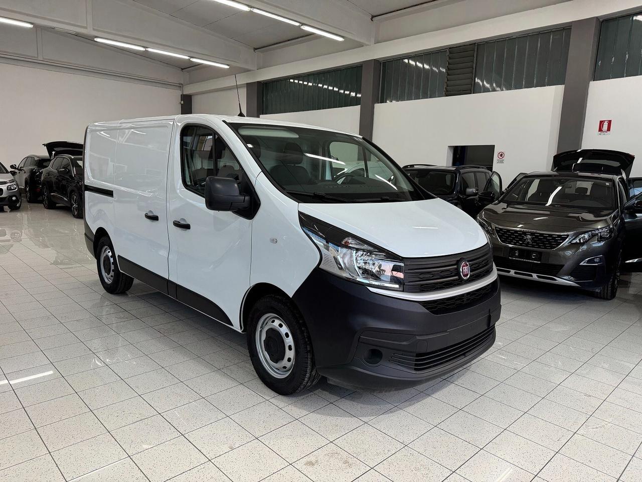 Talento 2.0Ecojet 120CV 12q PARI NUOVO 55.000KM