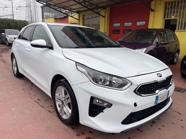 Kia Ceed 1.4 MPi GPL 5p. Business Class, UNIPROPRIETARIO!!