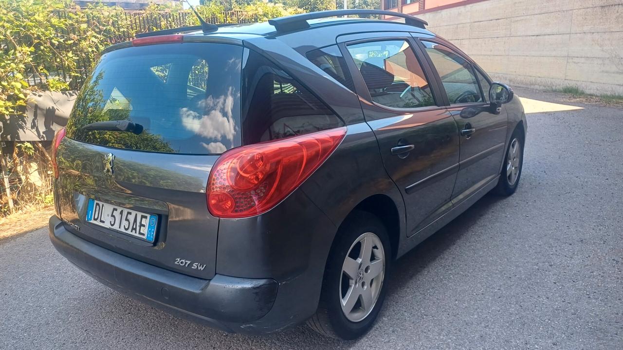 Peugeot 207 1.4 VTi 95CV SW XS Ciel