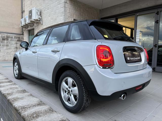 MINI Cooper D 1.5 Cooper D Business 5 porte CARPLAY