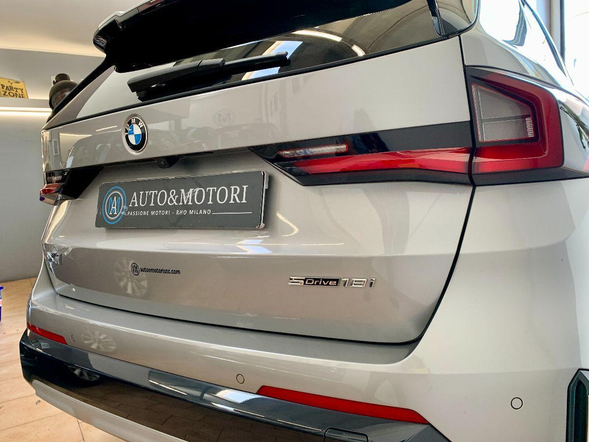 BMW - X1 - sDrive18i xLine