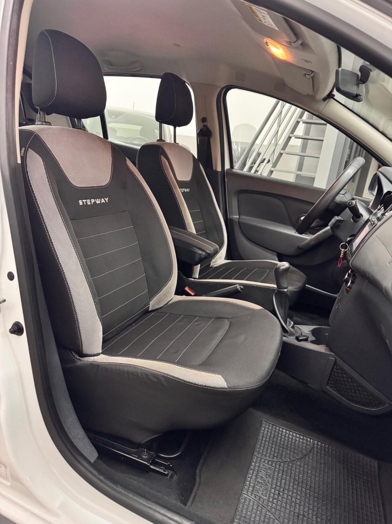 Dacia Sandero Stepway 1.5 DCi 90 Cv 100.000 KM