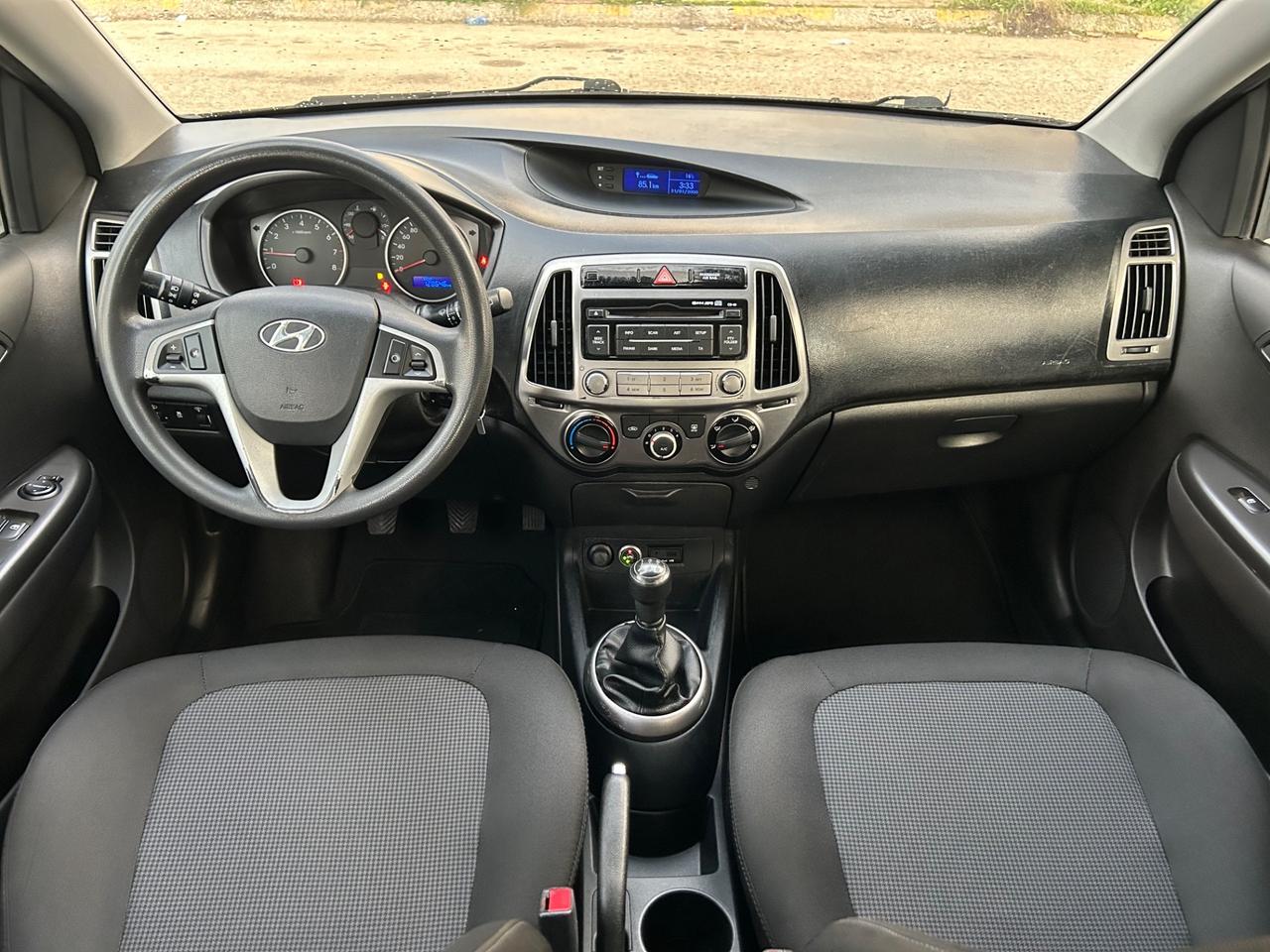 Hyundai i20 1.2 benzina 85 cv 2013 Gpl