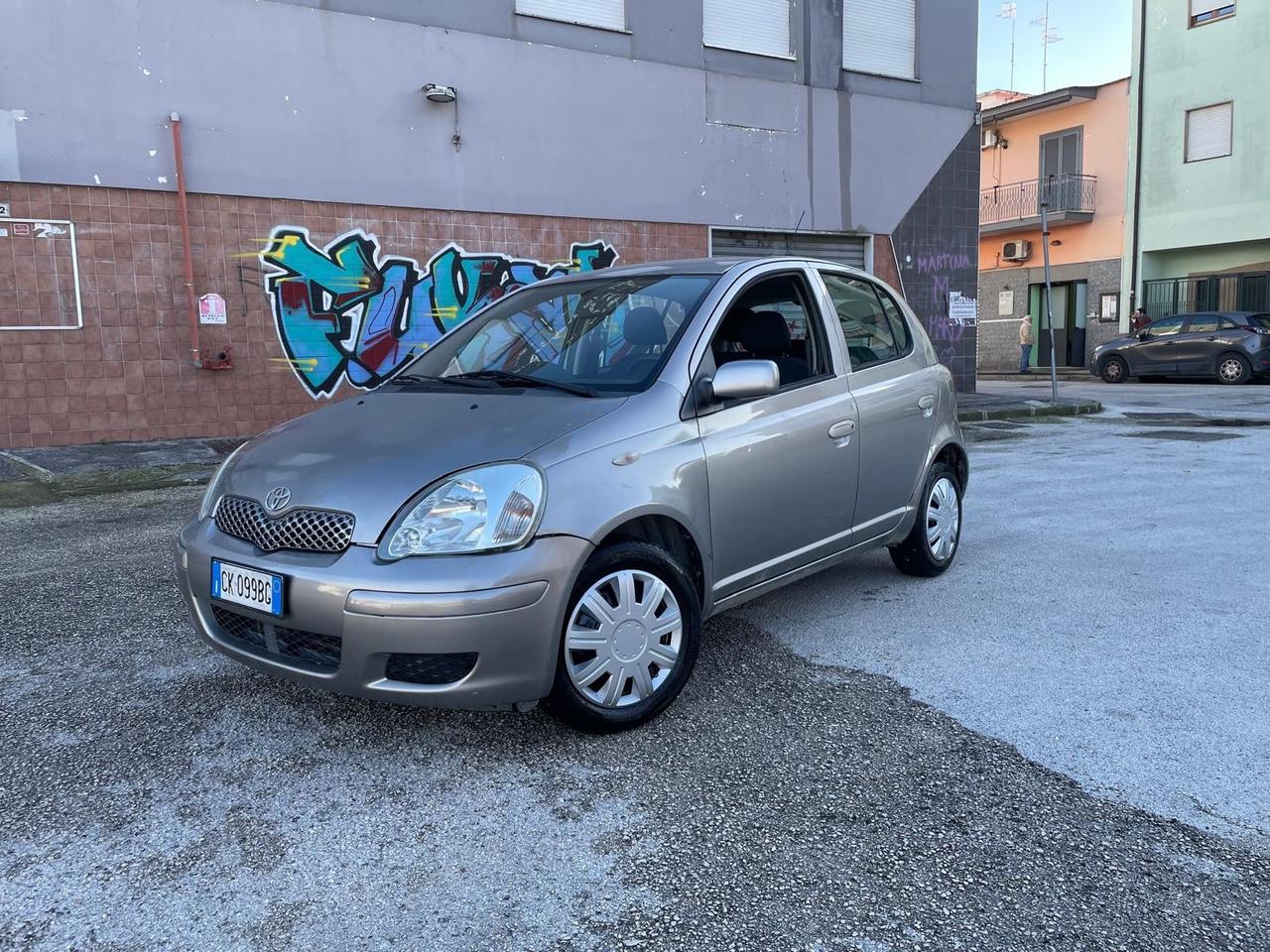 Toyota Yaris 1.0i 16V cat 5 porte Blue