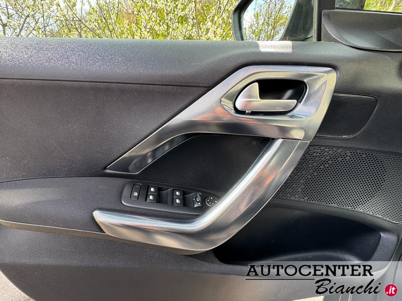 Peugeot 2008 1.6 bluehdi Allure 100cv my16