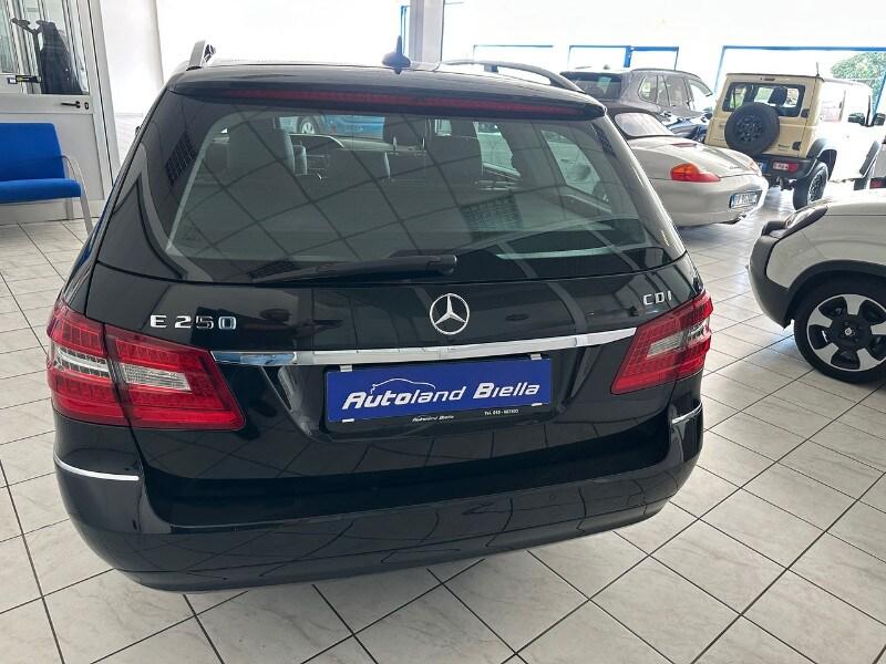 MERCEDES Classe E (W/S212) E 250 CDI S.W. Blu...