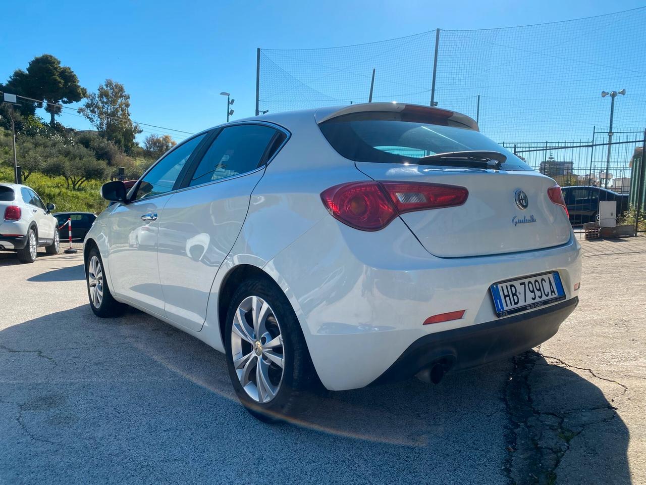 Alfa Romeo Giulietta 1.6 JTDm-2 105 CV Exclusive