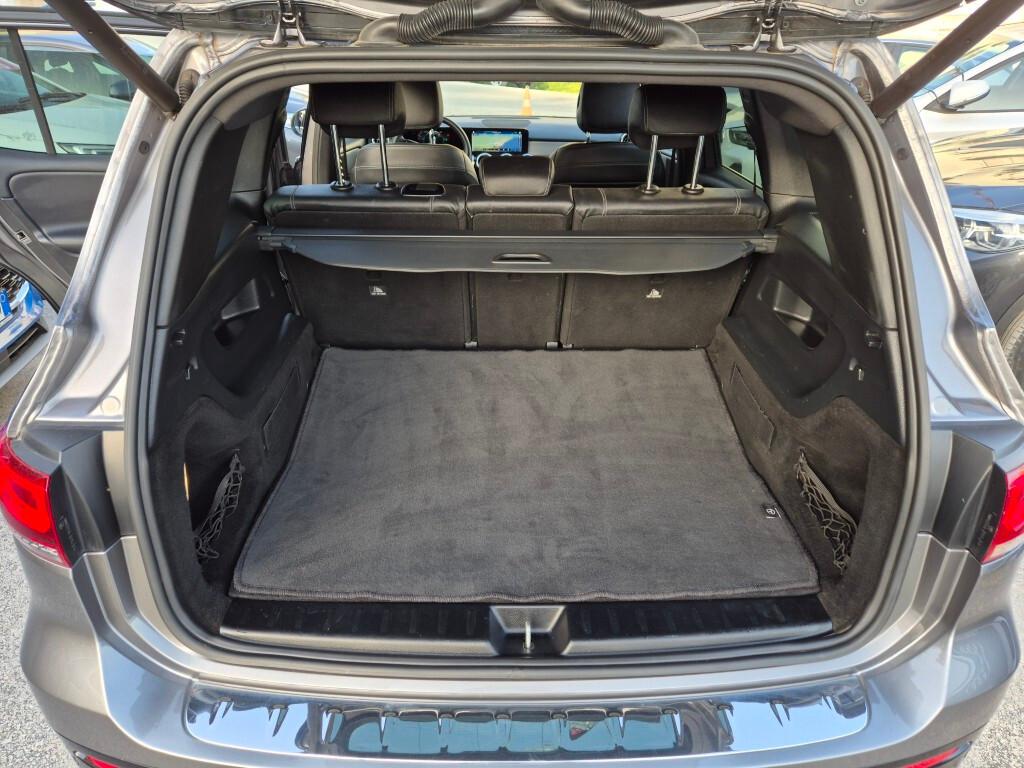Mercedes GLB 180 d Automatic Sport con Garanzia