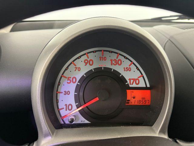 TOYOTA Aygo 1.0 12V VVT-i 5 porte Cool Soda Connect