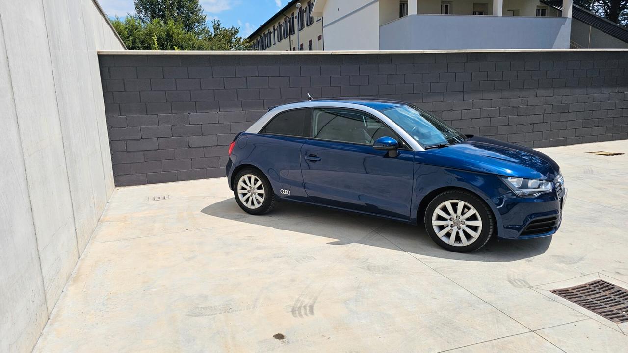 Audi A1 1.4 TFSI S tronic 119g Ambition