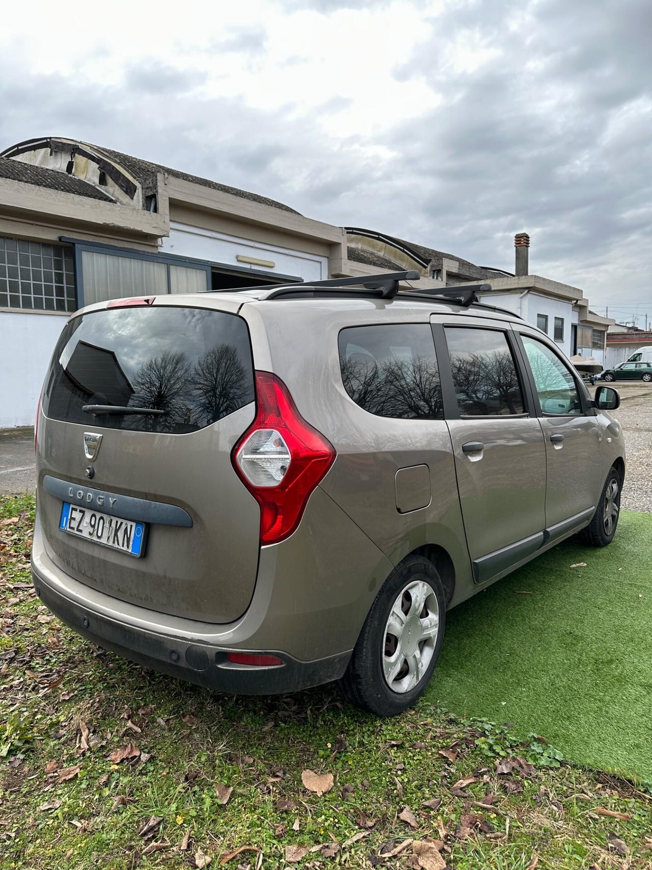 Dacia Lodgy 1.5 dCi 90CV 7 posti Neopatentati