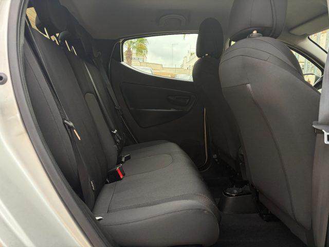 LANCIA Ypsilon 1.2 69 CV 5P Gold