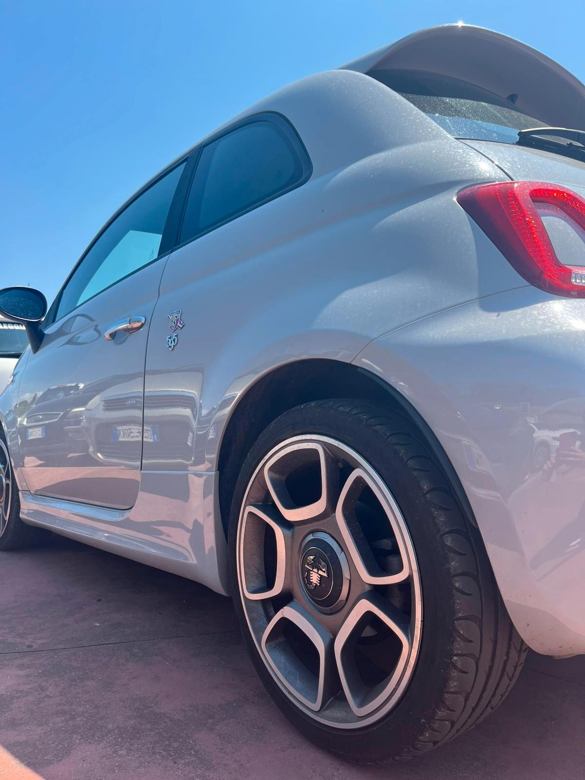 Abarth 595 1.4 Turbo T-Jet 165 CV Turismo