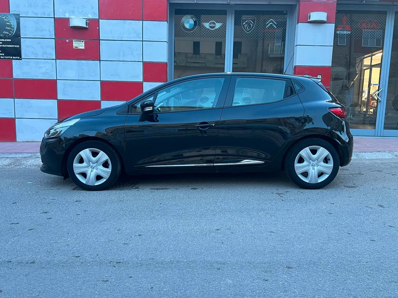 Renault Clio 1.2 75CV 5 porte Live