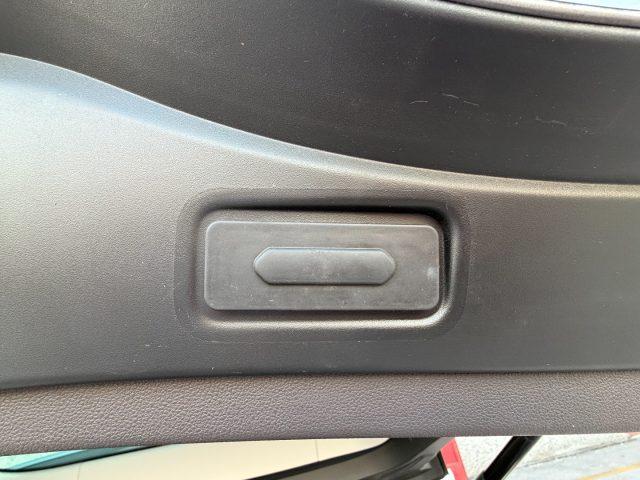 RENAULT Espace dCi EDC Energy Initiale Paris 4Control 7POSTI
