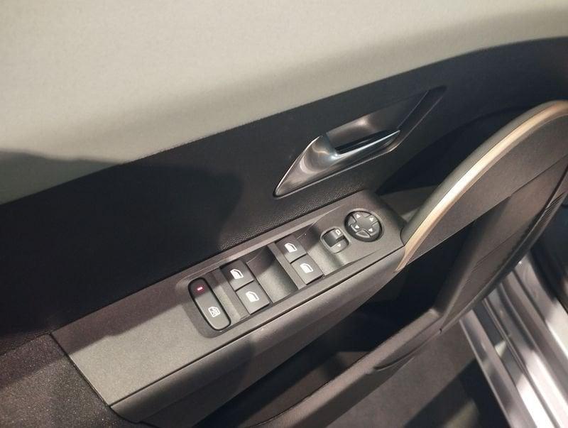 Lancia Ypsilon Ypsilon Hybrid e-DCT