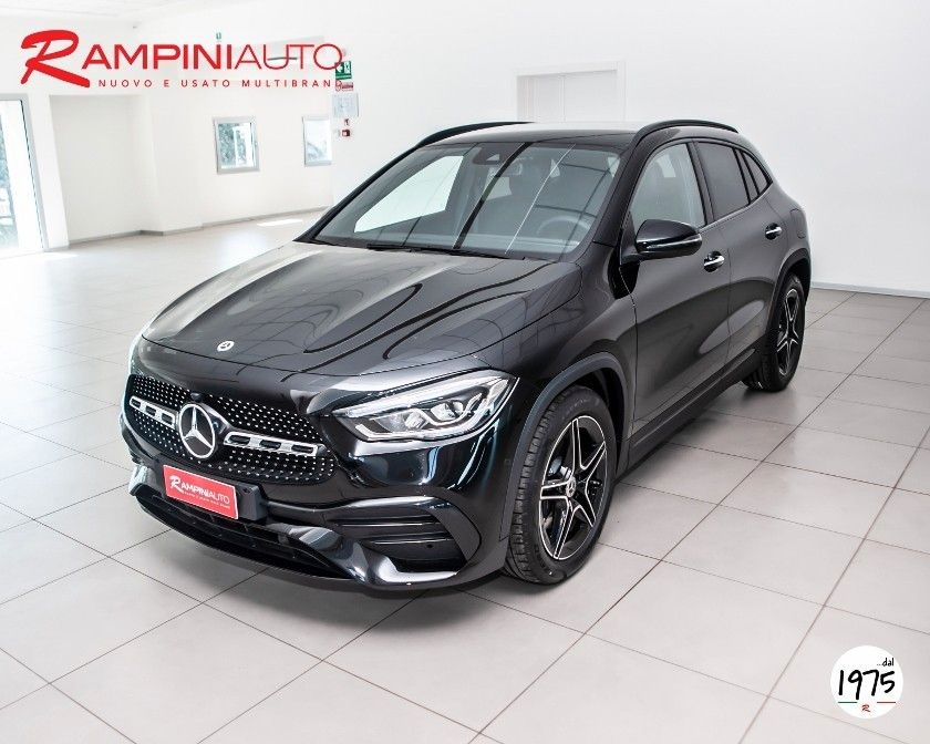 MERCEDES-BENZ GLA 200 d Automatic Premium Km 0 Pronta Consegna UFFICIALE