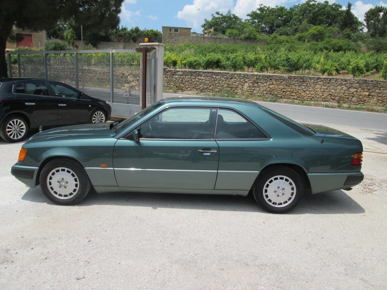 Mercedes-benz 300 CE-24 cat Coupé
