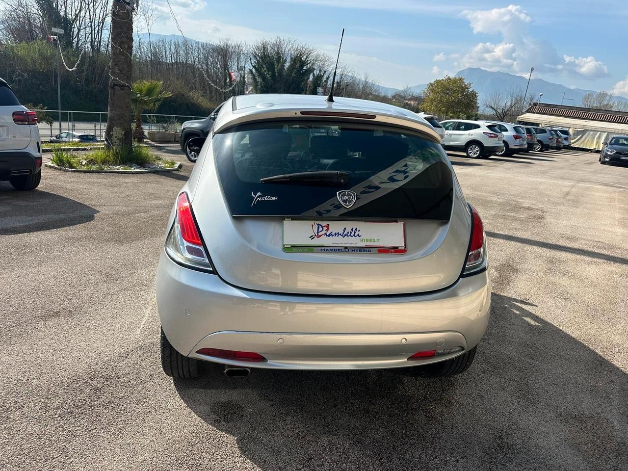 Lancia Ypsilon 1.2 GPL 69 CV 5 porte Platinum NEOPATENTATI
