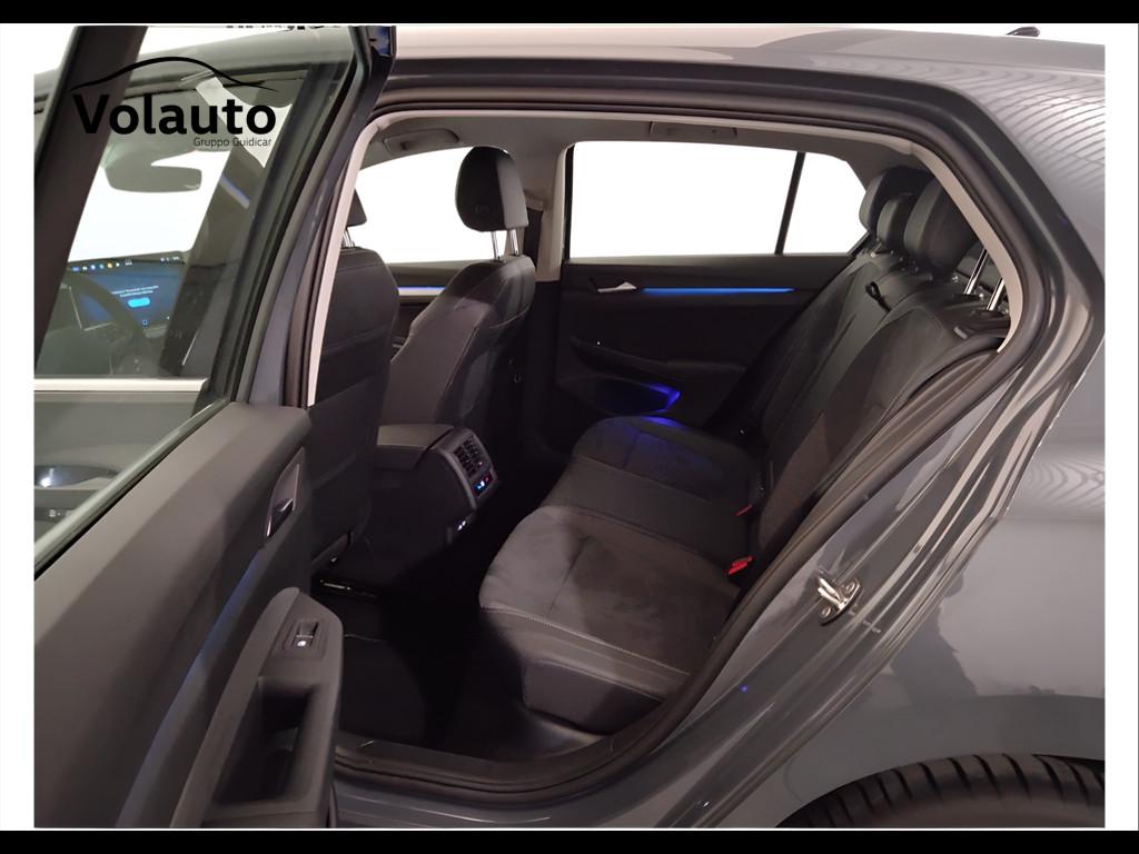VOLKSWAGEN Golf VIII 2024 - Golf 2.0 tdi Style 150cv dsg